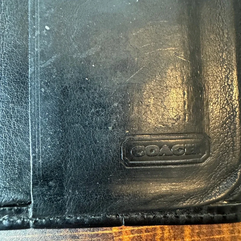 Vintage Coach Black Crocodile Embossed Leather Bifold Wallet Mens ID Window